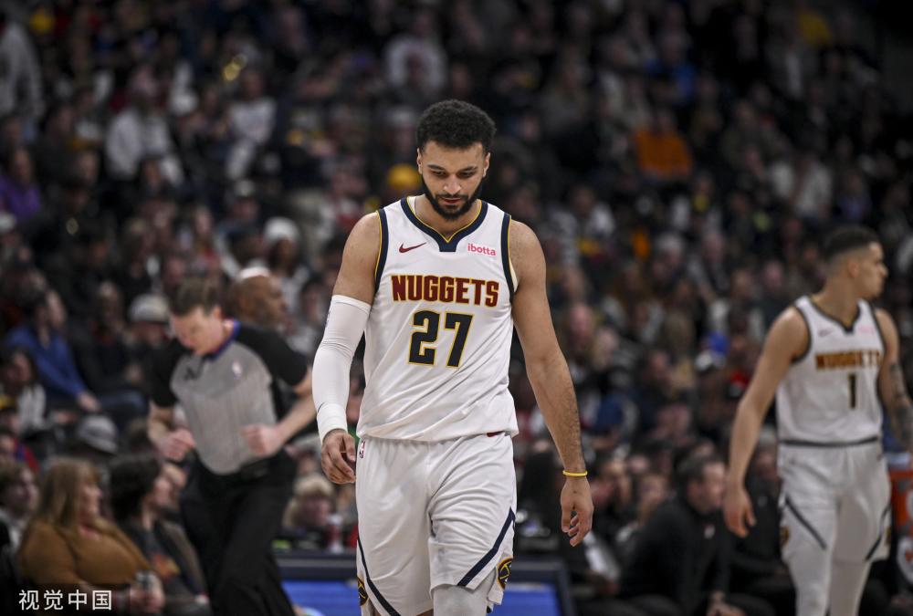 教练组与球 教练组与球